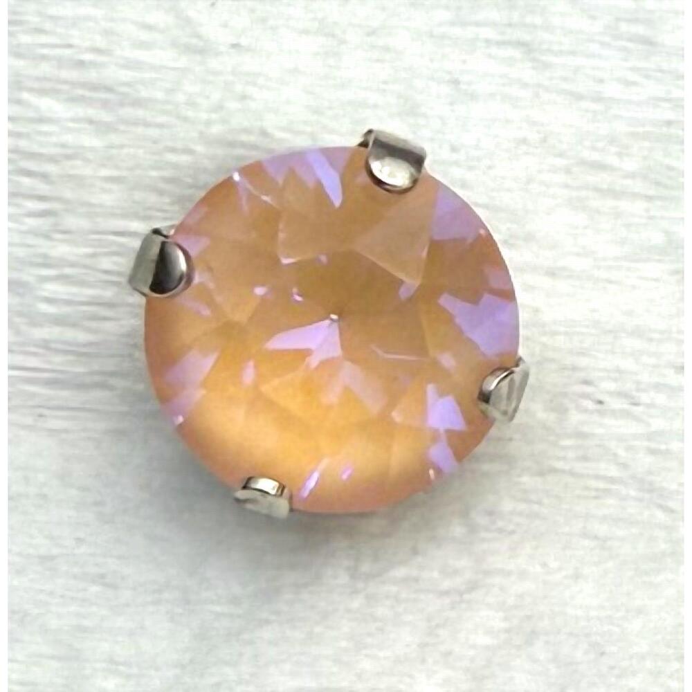 NEW MARIANA women's studs earrings in peach